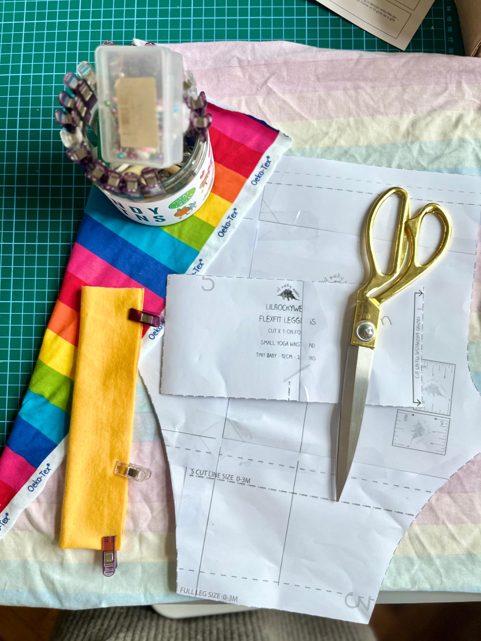 IMG_2832 FlexFit – Leggings & Shorts Sewing Pattern (0m–8yrs) - Image 3